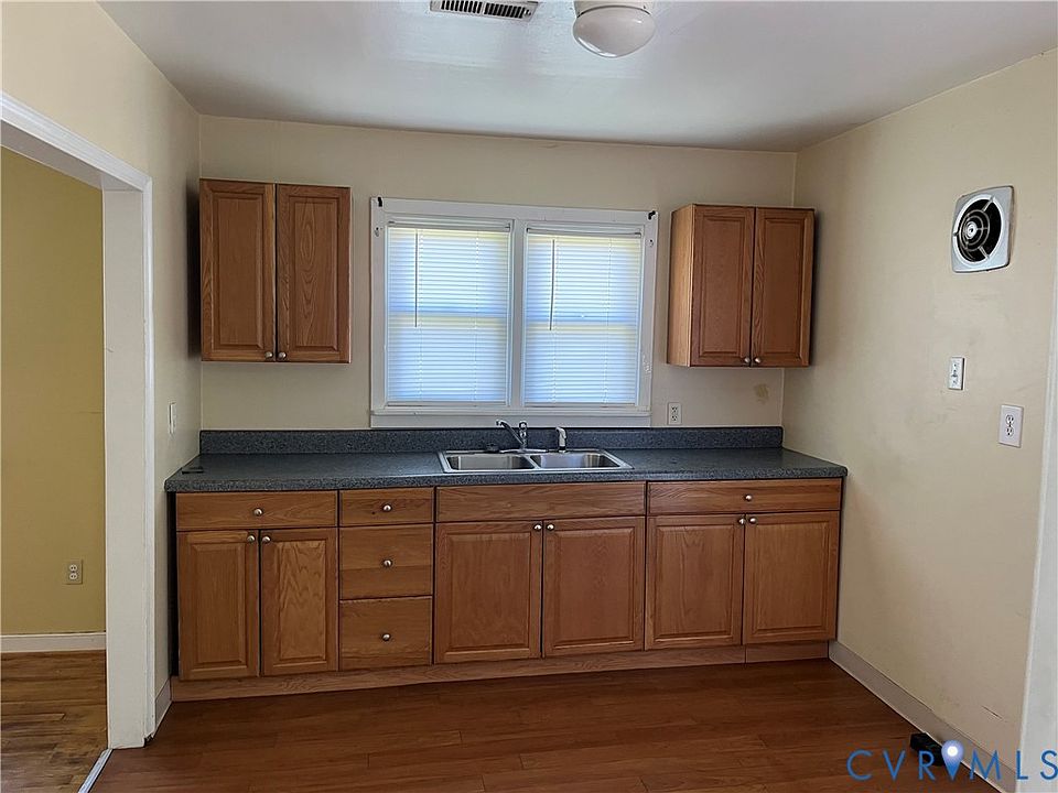 2nd image of 17 Evergreen Ave