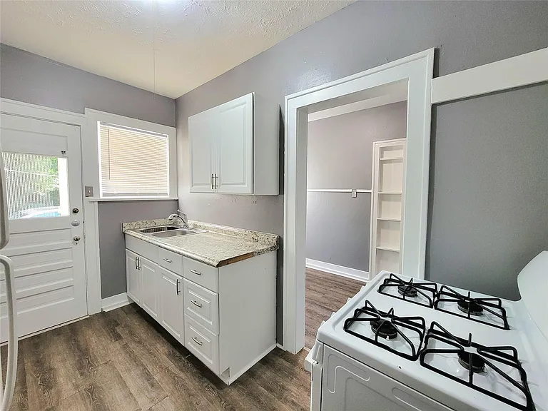 1238 Peden St #2 — Photo 15