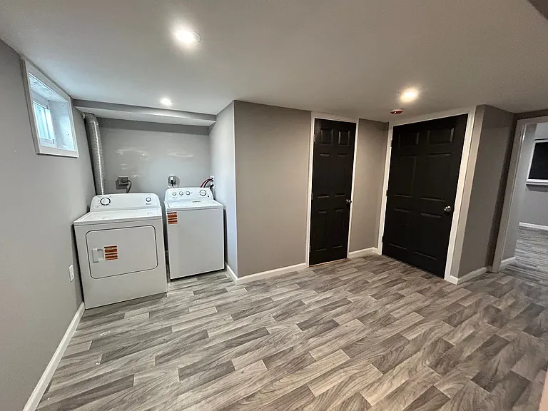 1503 Aldeney Ave — Photo 10