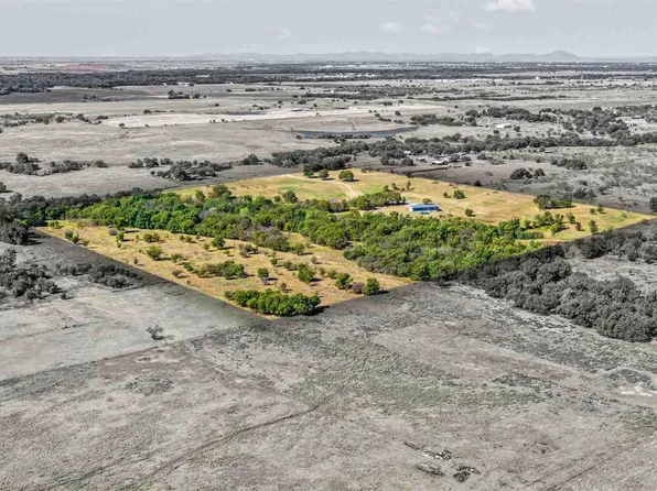 11158 SE 45th St, Geronimo, OK 73543