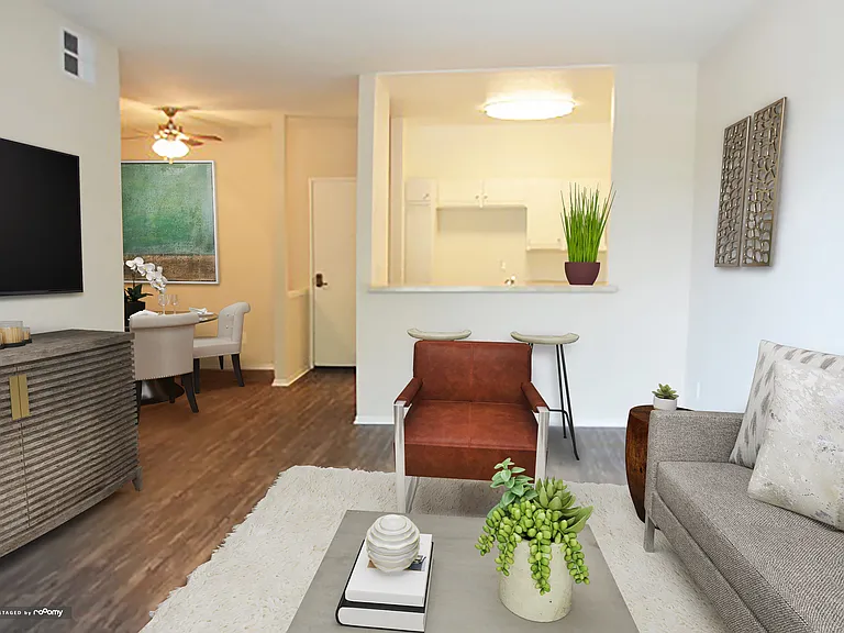 Parc Pointe Apartments — Photo 7