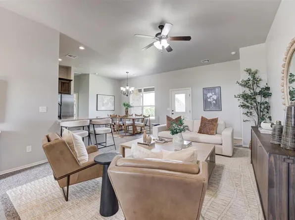 2300 Count Fleet Way, Guthrie, OK 73044