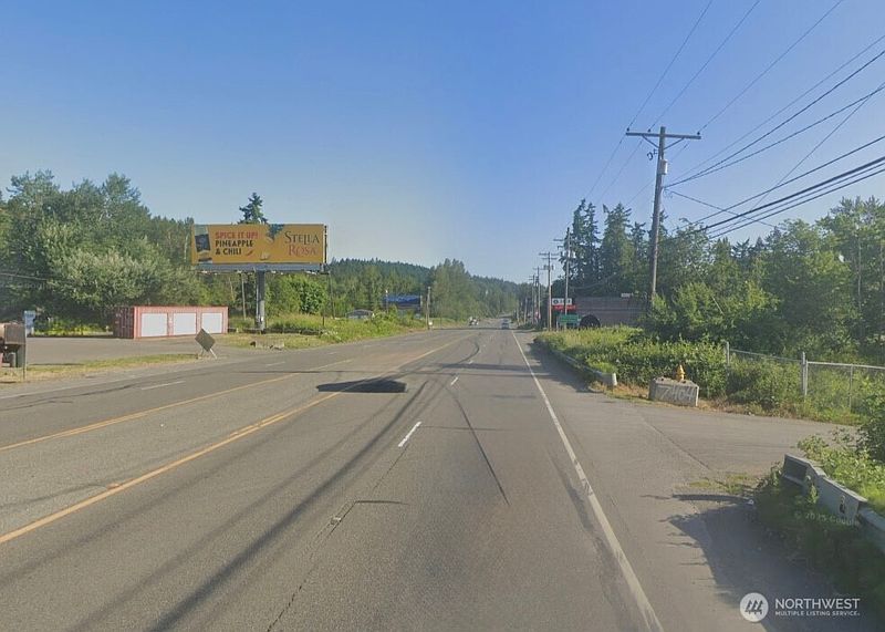 2nd image of 7608 Pacific Highway E