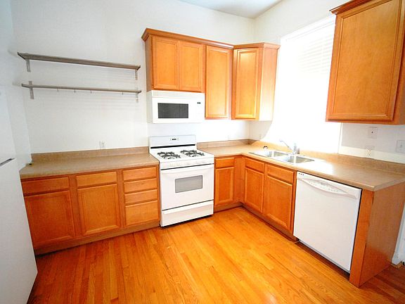 2nd image of 411 N Euclid Ave #A