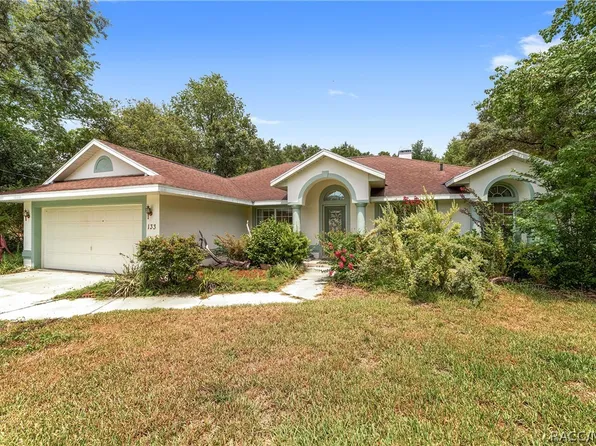 133 N McGowan Ave, Crystal River, FL 34429
