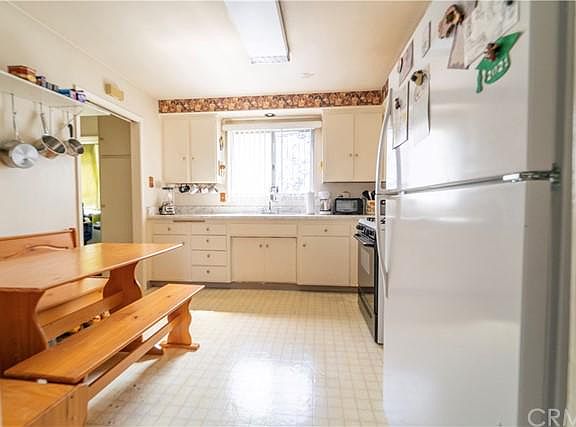 5th image of 8194 Clover Way