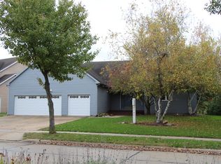 2707 Prairie Meadow Dr #0, Champaign, IL