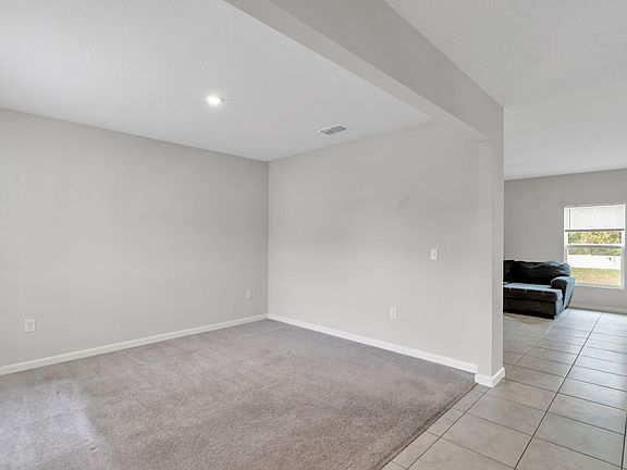 4th image of 1450 Haines Dr