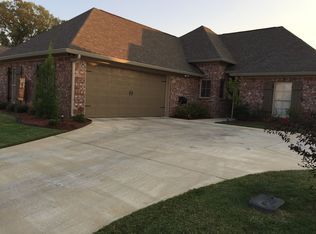 131 Martinique Dr, Madison, MS 39110