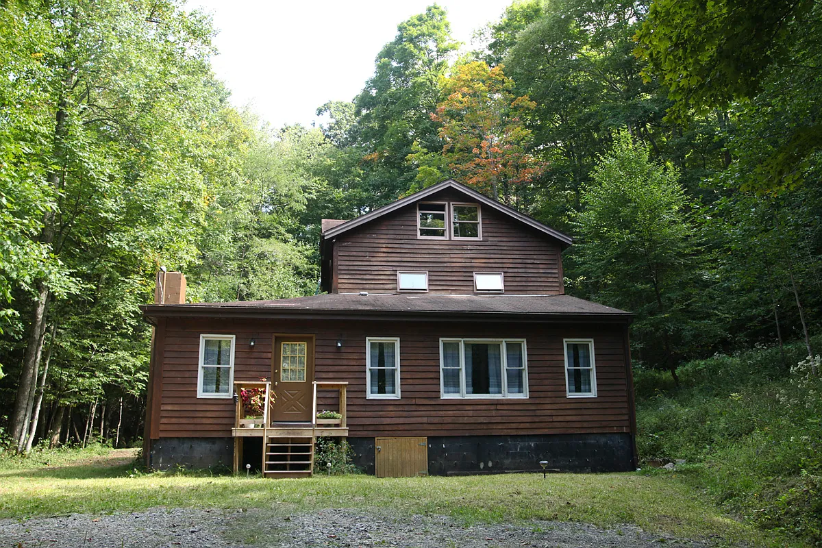 67s Files Creek Road photo 1