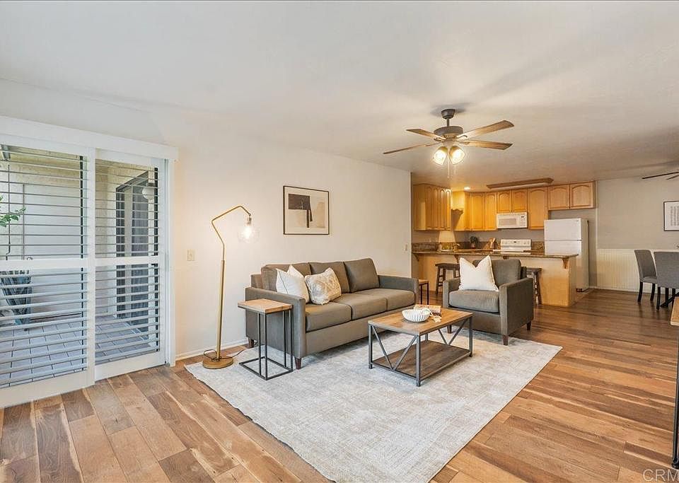1st image of 425 Autumn Dr APT 21