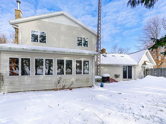 2nd image of 10660 S 12th St