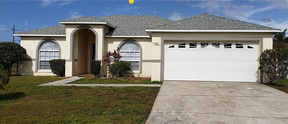 1st image of 736 Fisher Dr