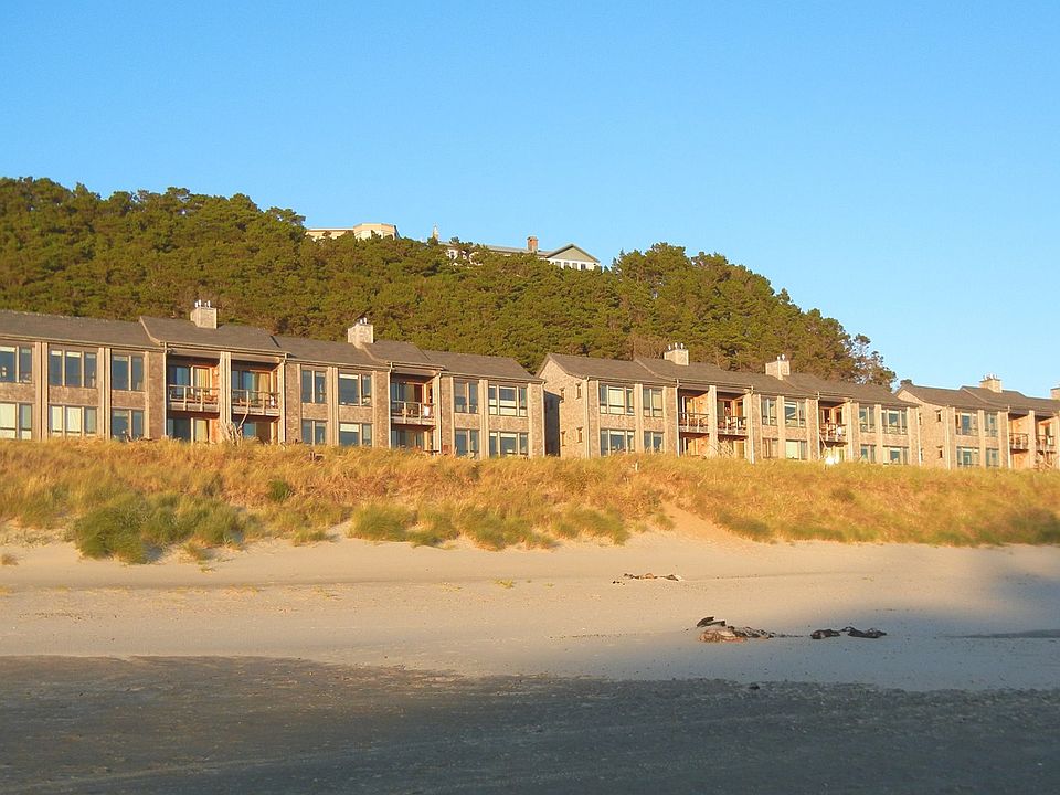 1st image of 32 Cape Kiwanda Dr #2