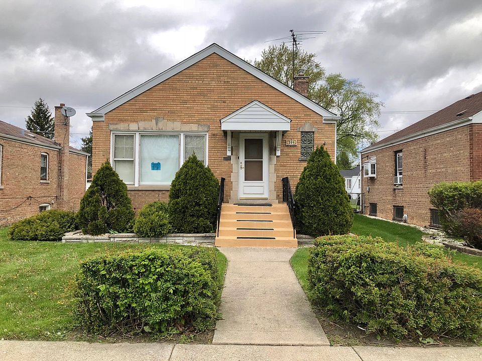 1st image of 209 W 146th St