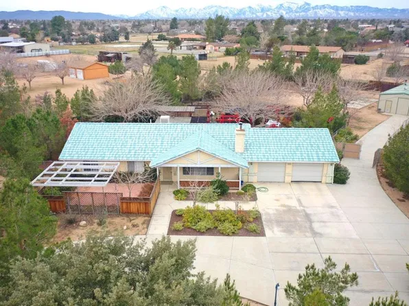 16135 Palm St, Hesperia, CA 92345