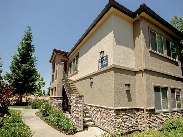 Wolf Ranch Condominium Rentals — Photo 31