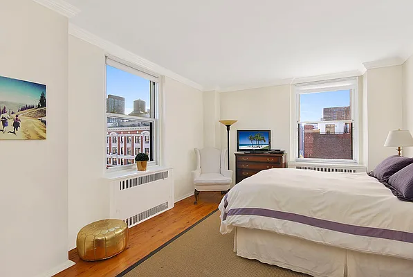 Sold by Corcoran | media 21