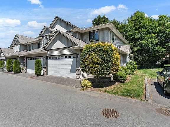 3rd image of 46360 Valleyview Rd #172