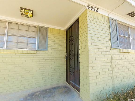 3rd image of 4415 Lynn Ln