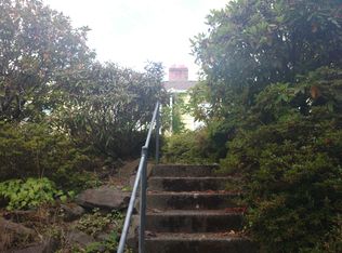 8625 35th Ave SW, Seattle, WA 98126