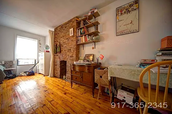 Rented by Metropolitan Realty | media 11