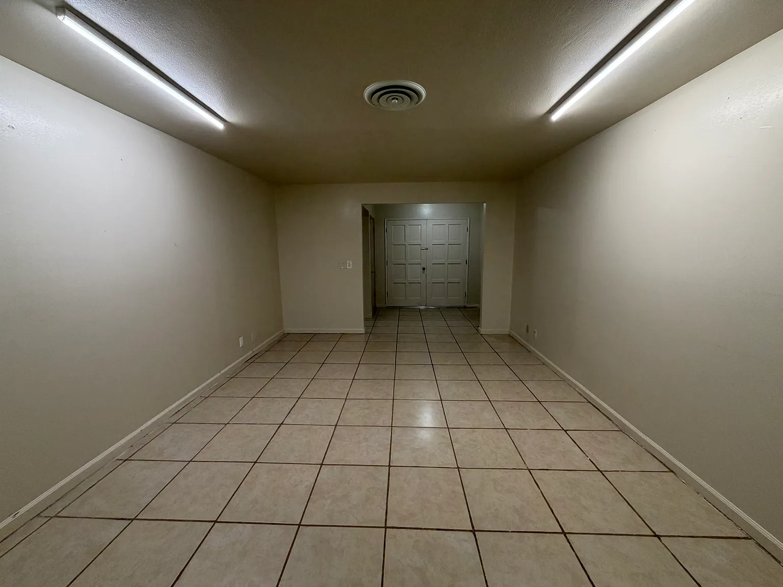 3 bed, 1412 sqft, $1,850 — Photo 4