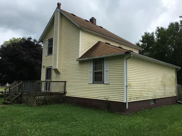 204 Walnut St, Moorland, IA 50566