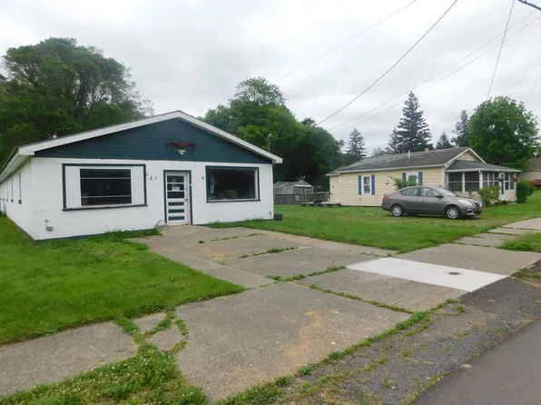 53 Ithaca St, Waverly, NY 14892