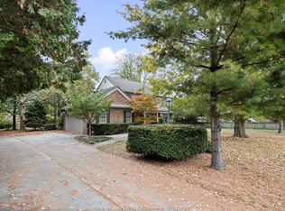 850 N Talbot Rd, Windsor, ON N9G1M7