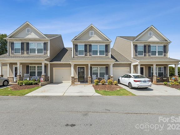 2nd image of 112 Davenport Dr