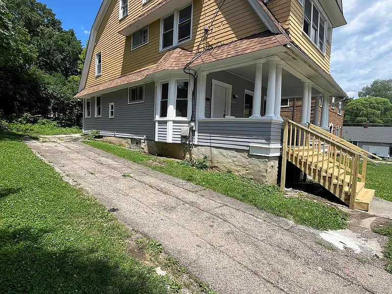 3006 Glenway Ave — Photo 34