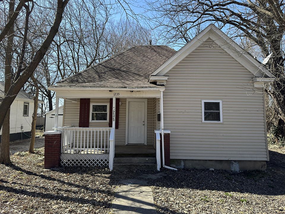 1st image of 1235 N Prospect Avenue