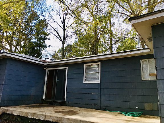 Concrete Patio Area.