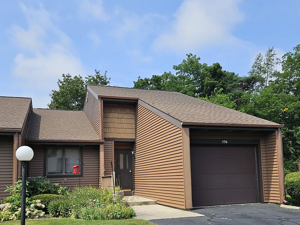 1st image of 596 Maple Creek Dr