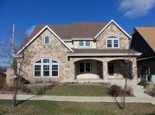 4242 W Willow Way, Milwaukee, WI 53221