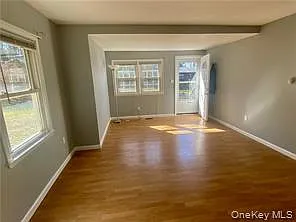 5 Louis Ave — Photo 3