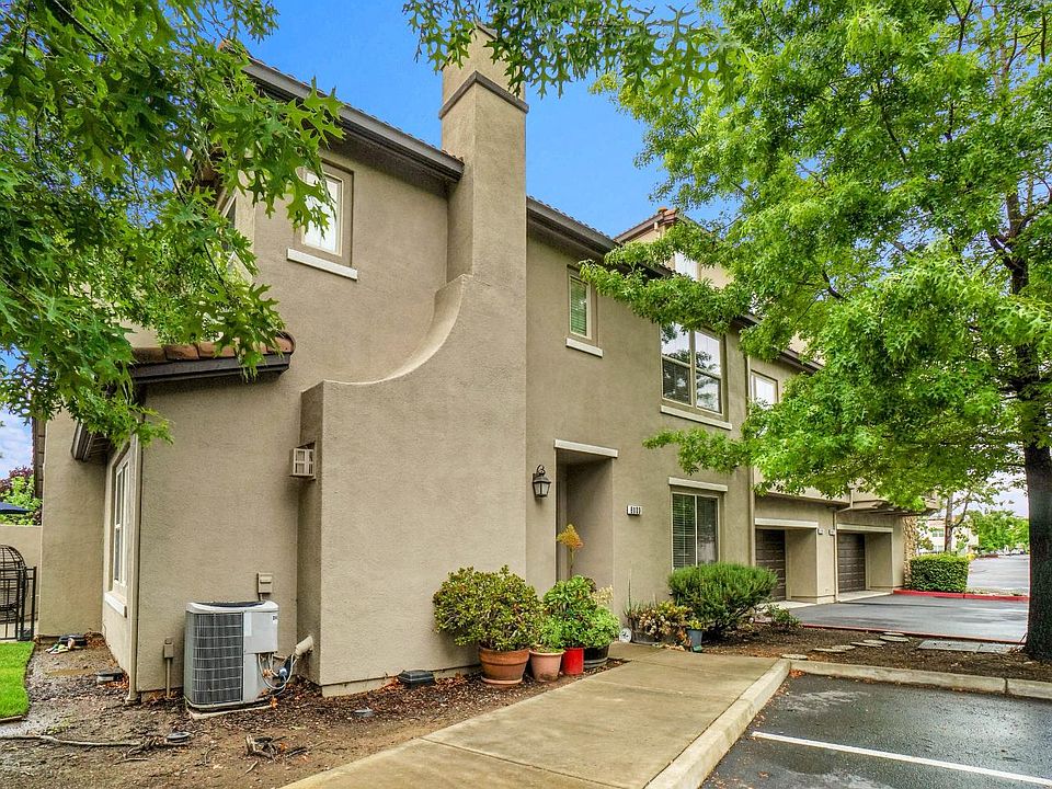 1st image of 5301 E Commerce Way Unit 8103