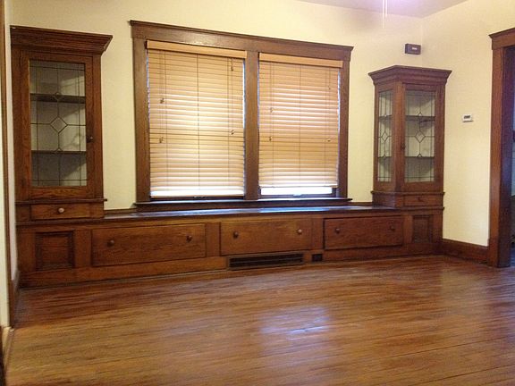 3rd image of 1219 Cranford Ave