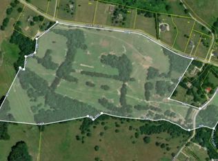 2535 Il West Rd, Columbia, TN 38401