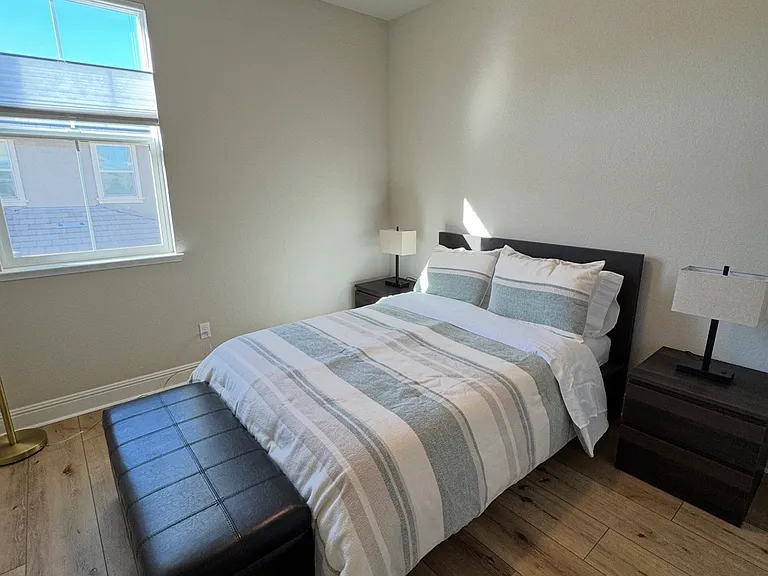 114 Huddlestone Cir — Photo 18