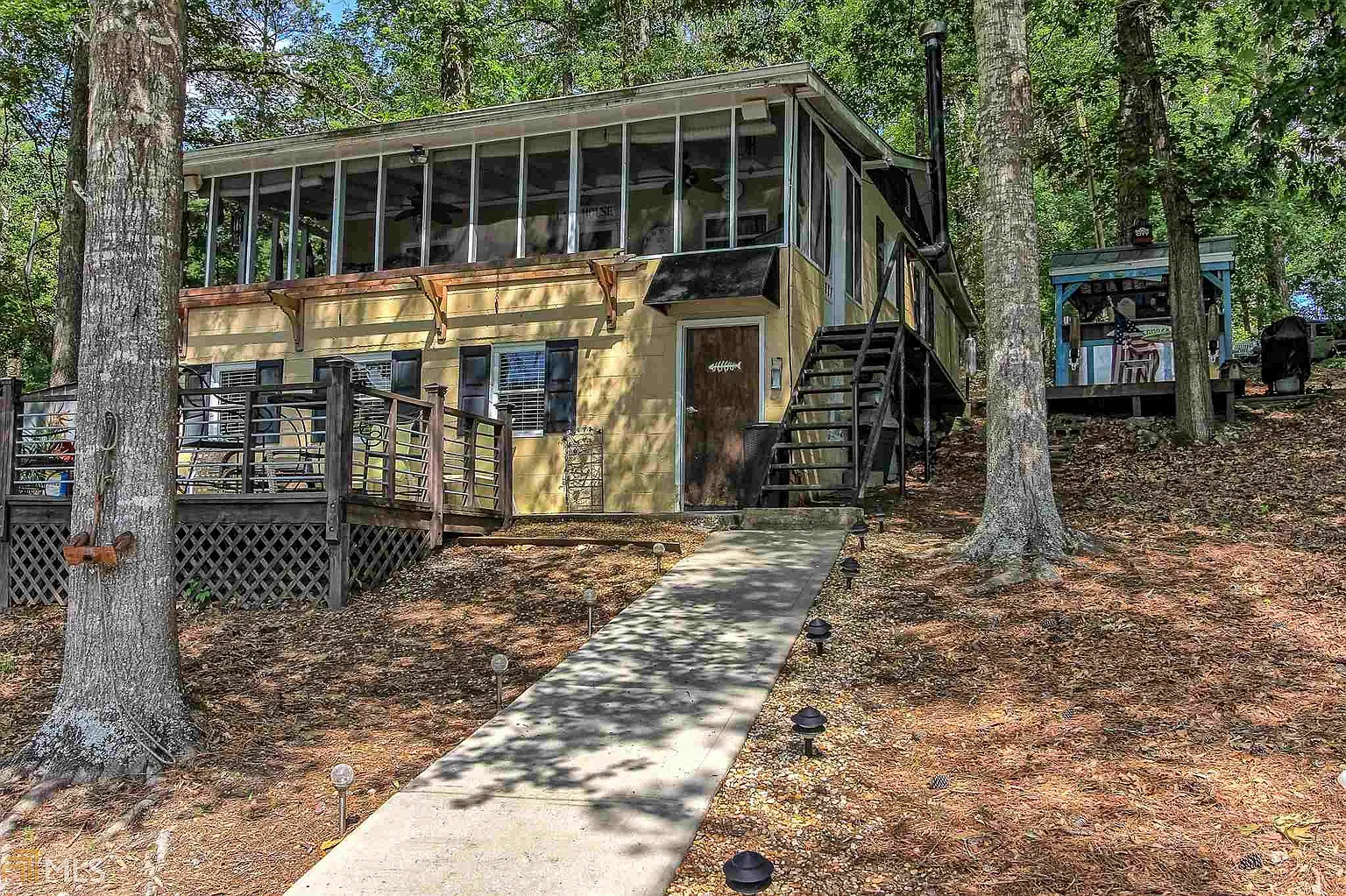 118A Jimmys Ln photo 1
