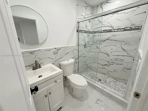 4345 Vicliff Rd — Photo 7