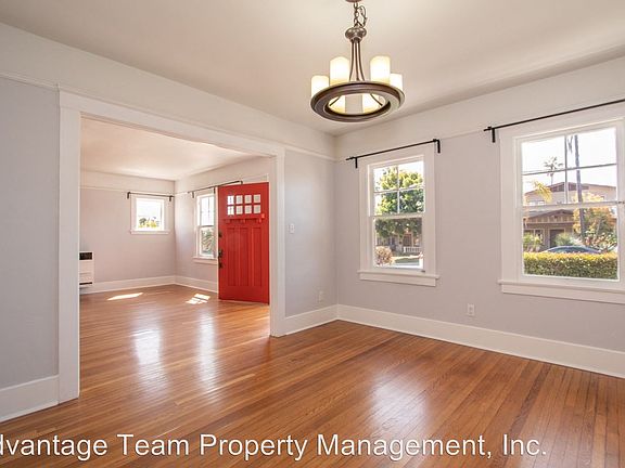 3rd image of 3040-42 Palm St #3042