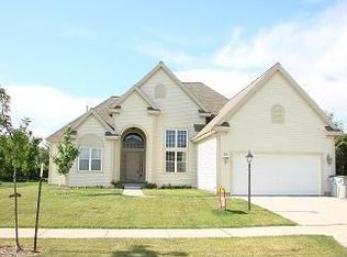 9951 W Dean Rd, Milwaukee, WI 53224