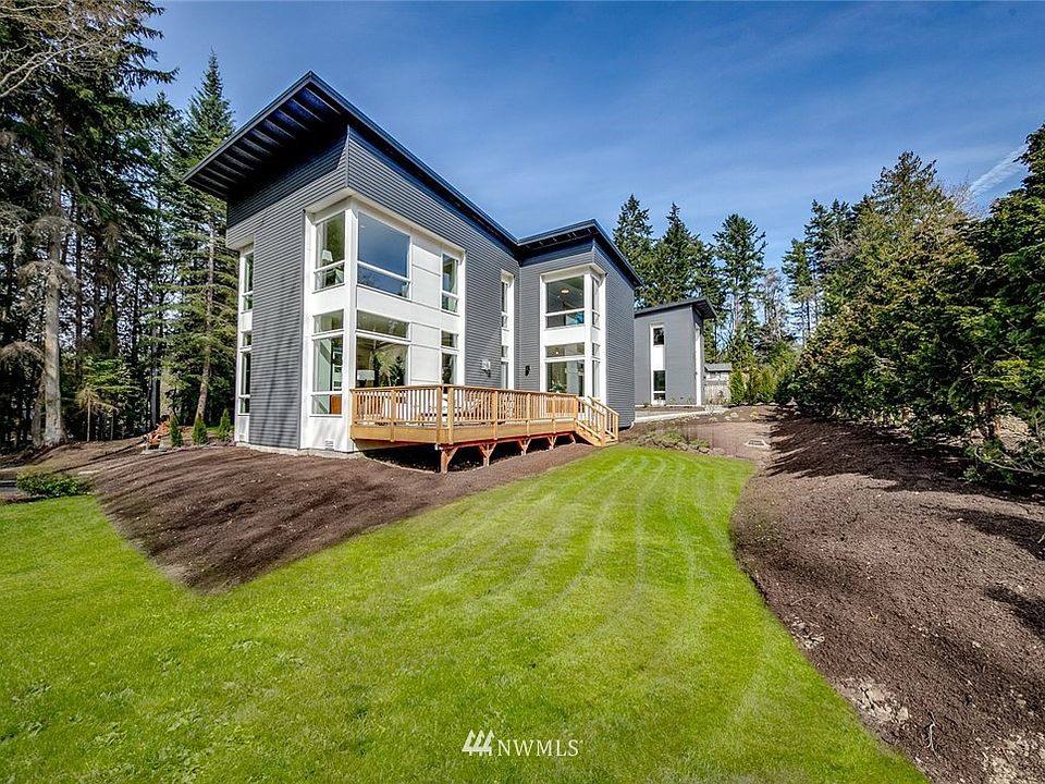 1st image of 10379 NE Blackwood Lane