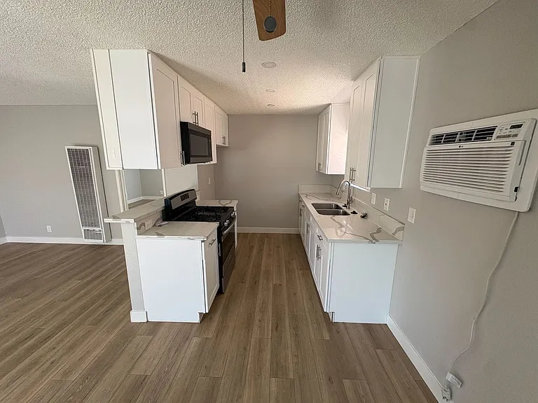 2313 West Valencia Dr — Photo 1