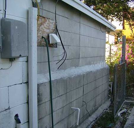 3rd image of 4607 Eastwood Ln
