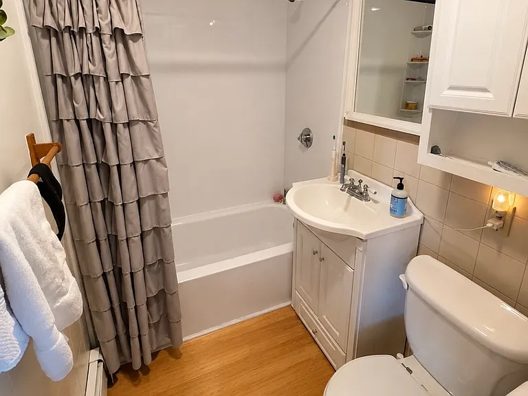 483 E 6th St #2 — Photo 8
