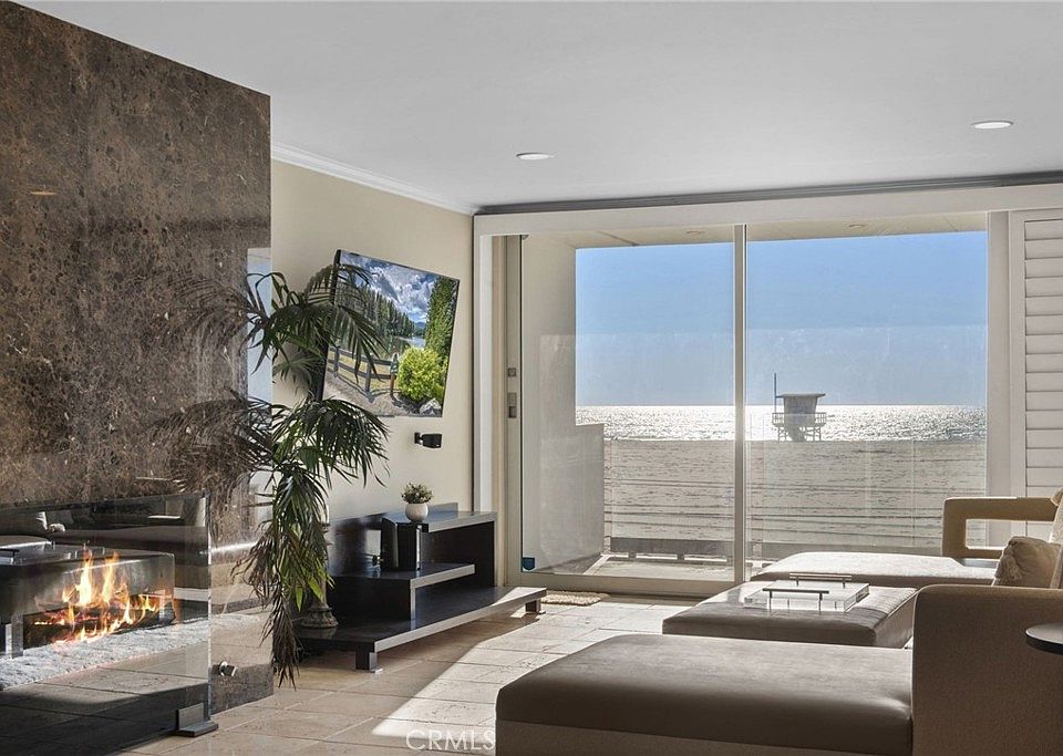 1st image of 4 Jib St APT 3